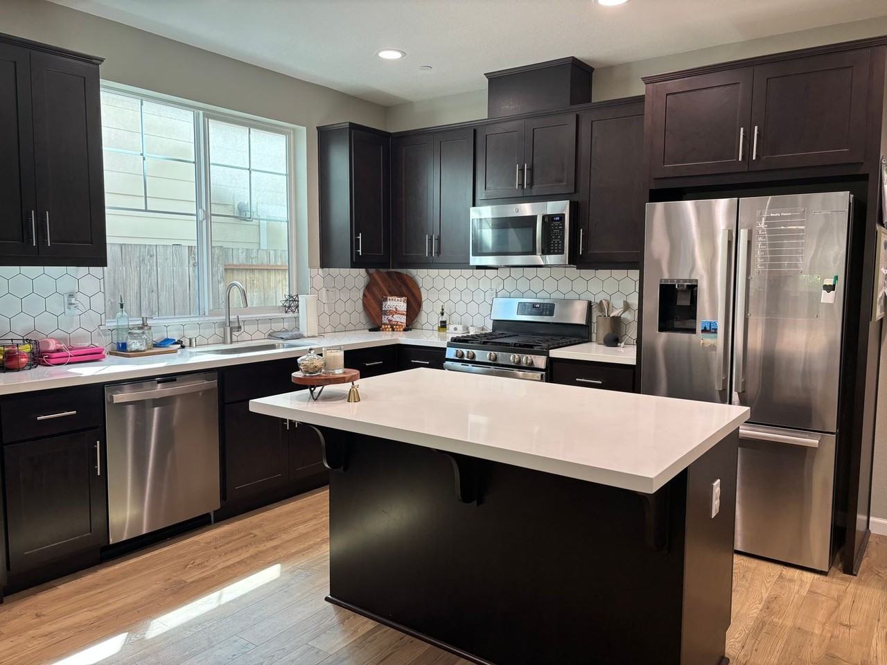 1471 Cavendish Ave - Photo 5 of 22