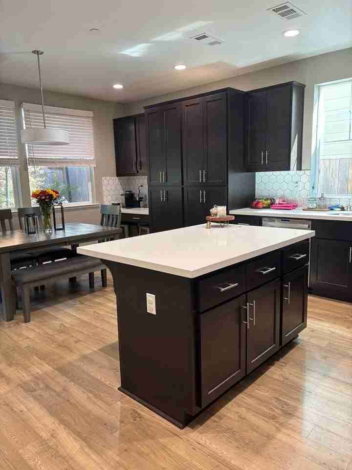 1471 Cavendish Ave - Photo 6 of 22