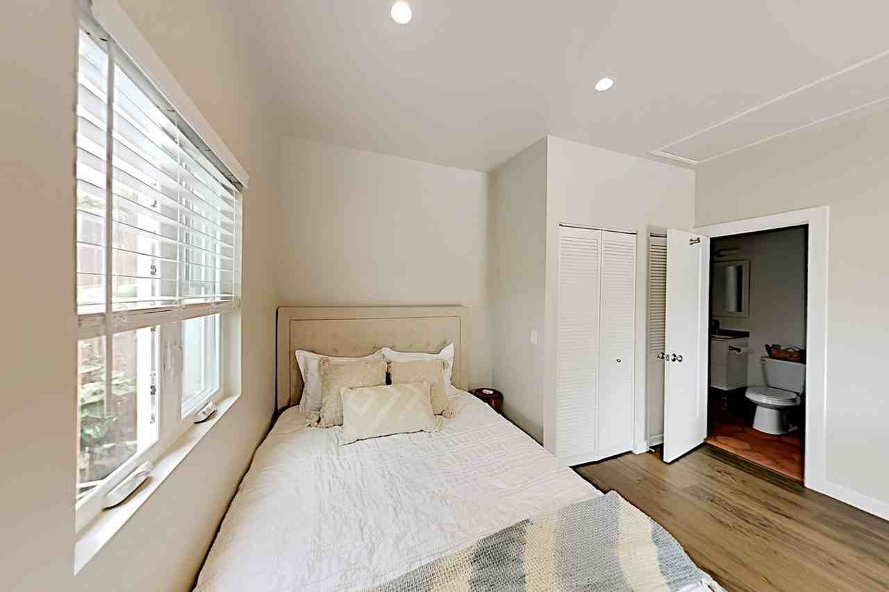 1205 Blanchard St - Photo 4 of 12