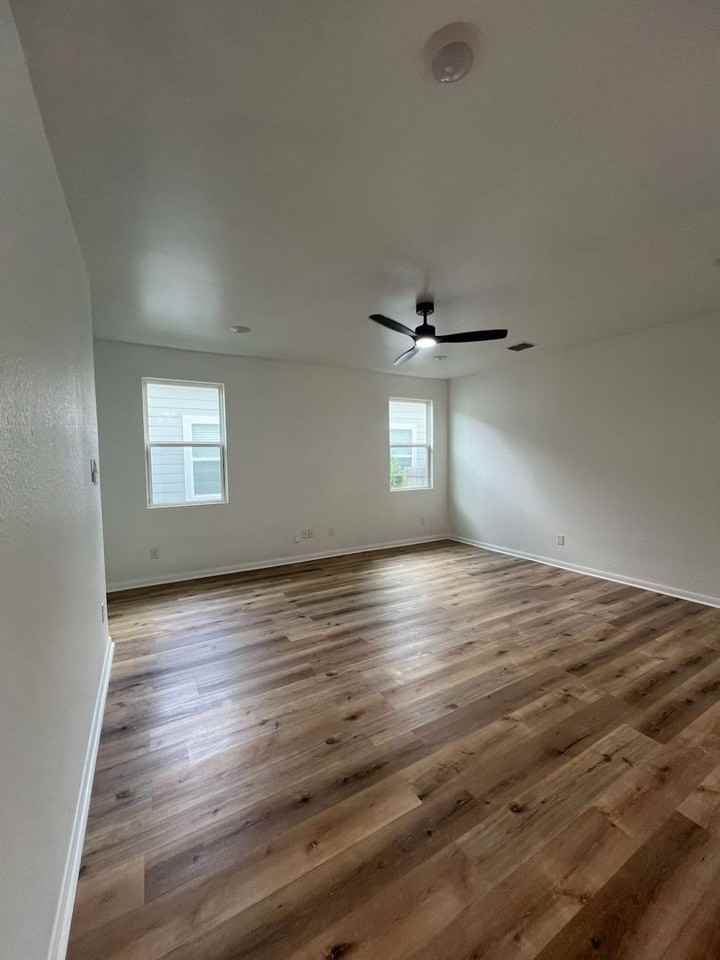 3857 Ivy Path - Photo 4 of 17