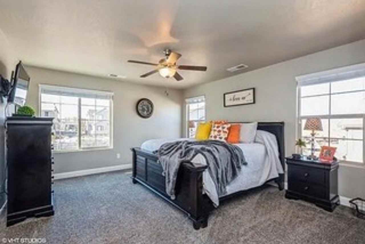 3629 S Atlanta Ln - Photo 2 of 19