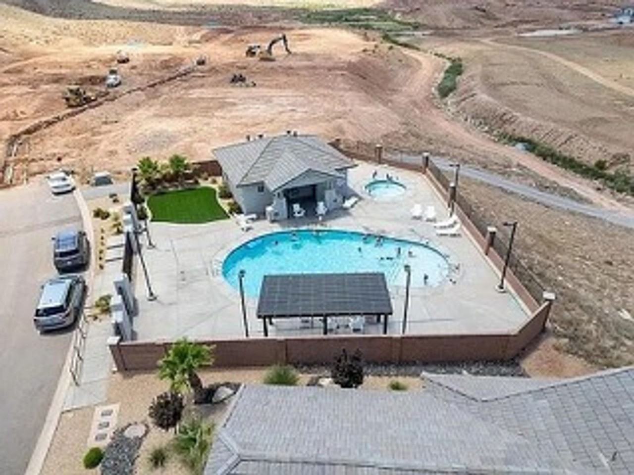 3629 S Atlanta Ln - Photo 4 of 19