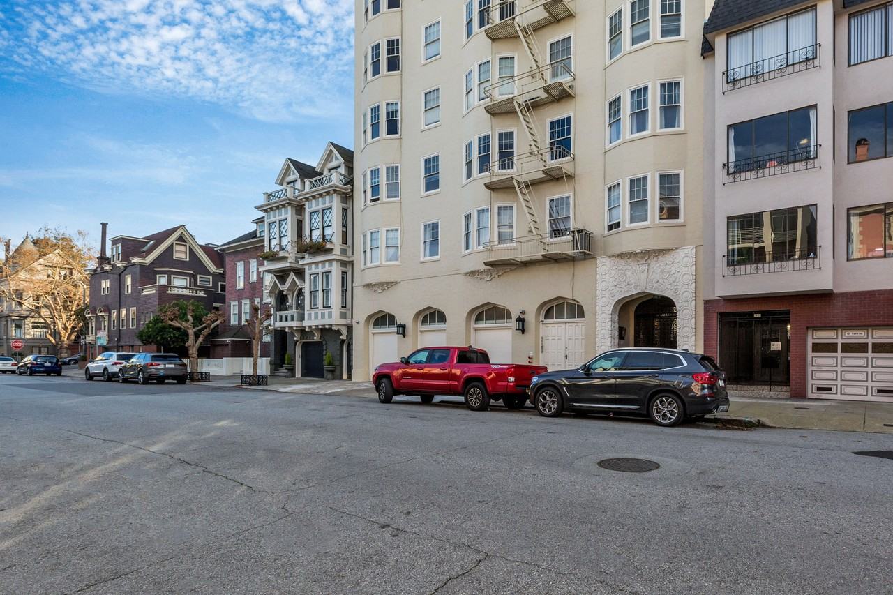 1835 Vallejo - Photo 4 of 41