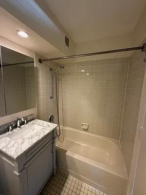 Broadway #13B - Photo 6 of 16