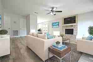 4527 Adonis Drive - Photo 4 of 9