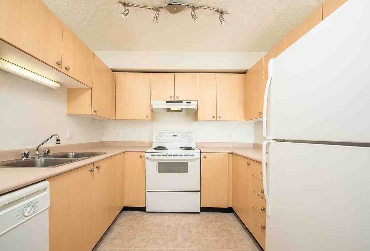 Westpark Estates Apartments - Photo 6 of 17