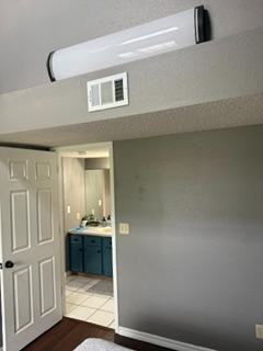 1 MEMORY LN UNIT 5 - Photo 3 of 9