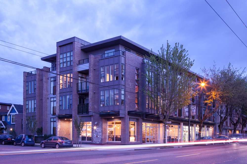 Fixture - Photo 3 of 45