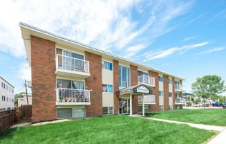 Monarch Manor - Photo 1 of 1