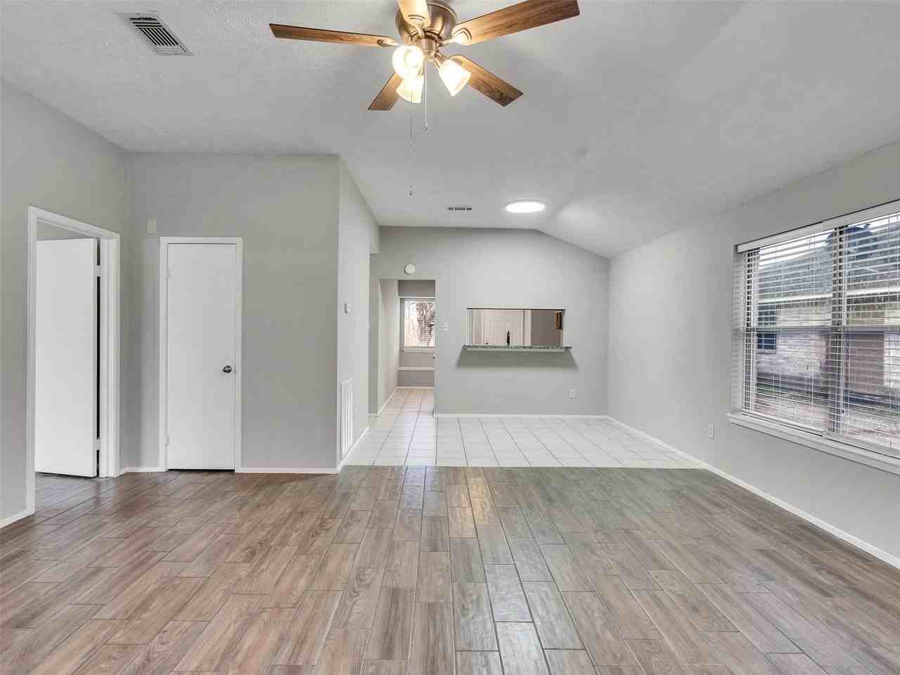 2226 Spring Dusk Lane - Photo 3 of 7