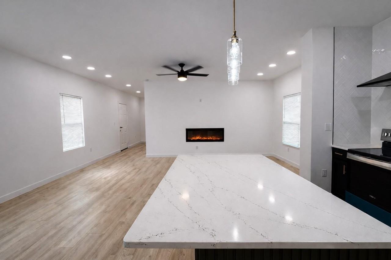 22516 East Martin Drive - Photo 6 of 7