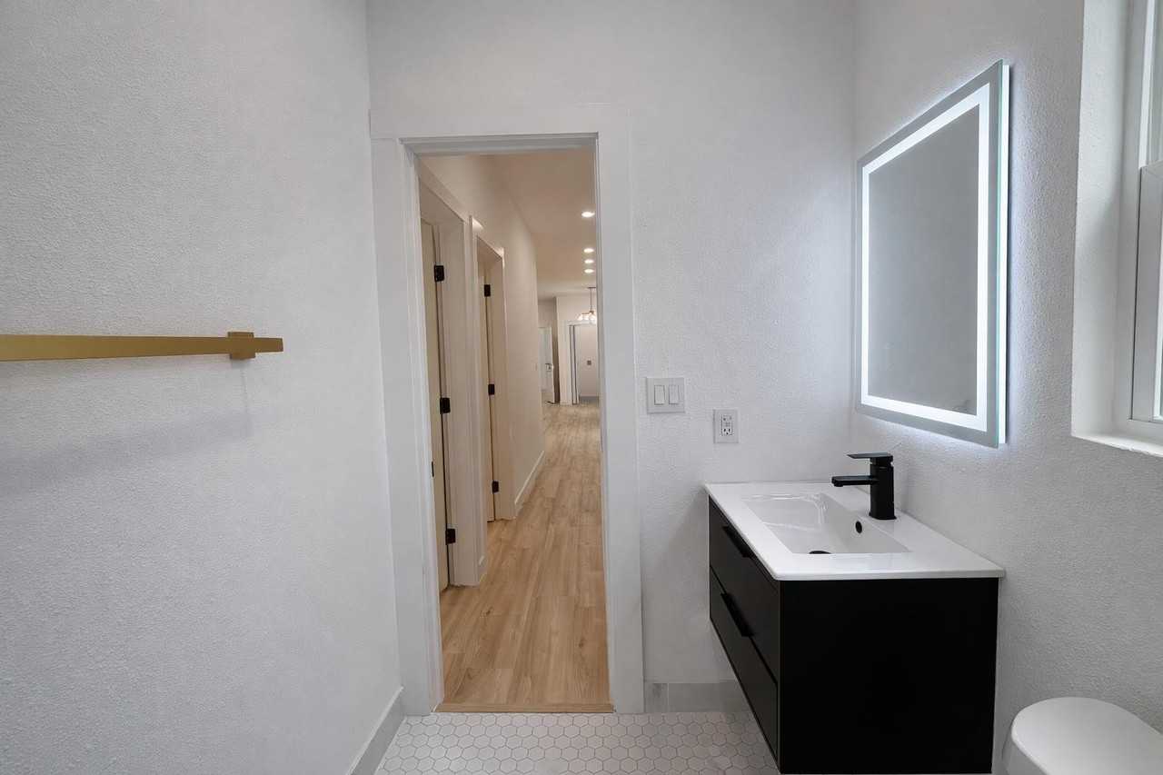 22516 East Martin Drive - Photo 7 of 7