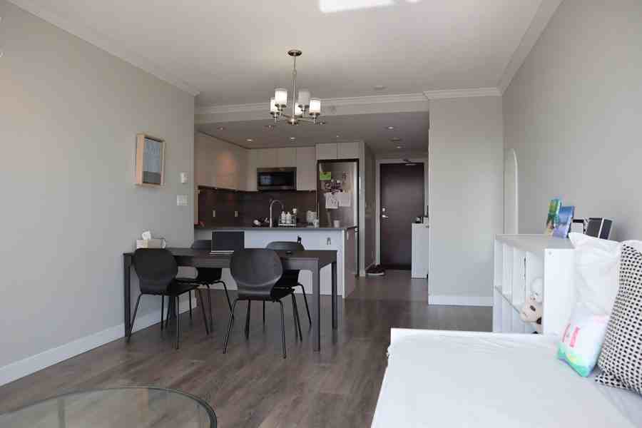 3102 Windsor Gate #701 - Photo 6 of 30