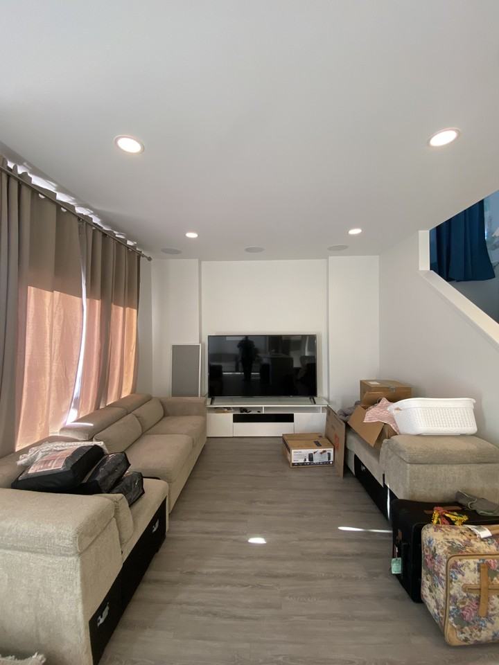 86 Douglas Henning Bay - Photo 3 of 13