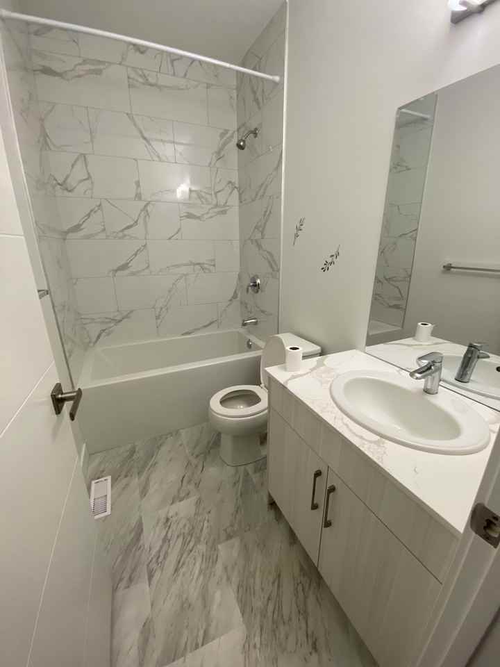 86 Douglas Henning Bay - Photo 4 of 13