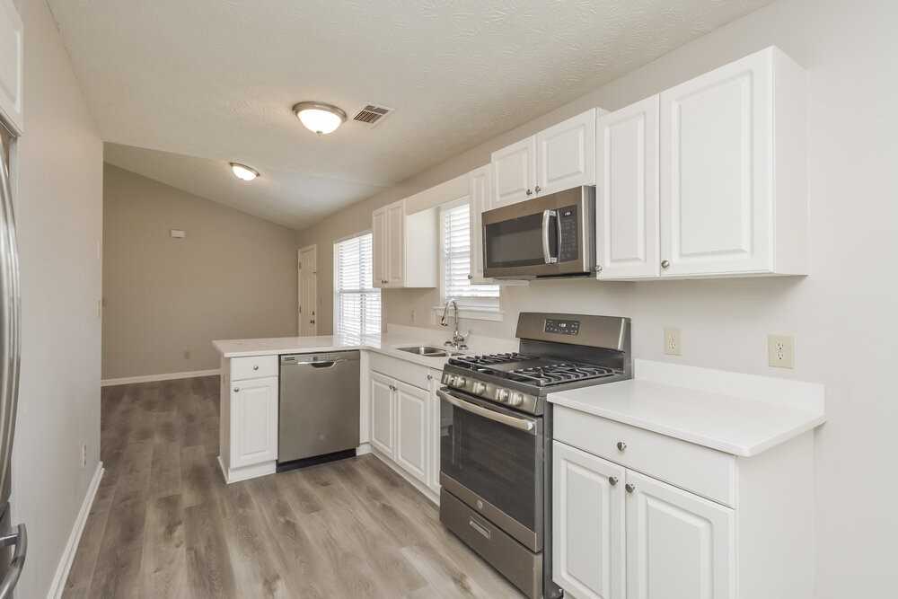 204 Adam Cir - Photo 7 of 16