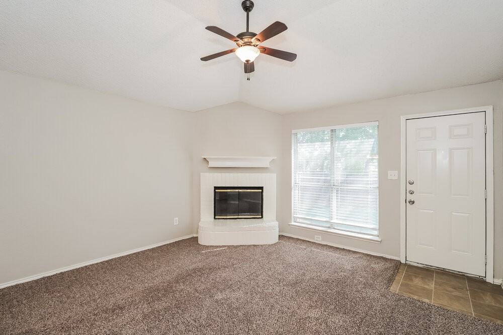 8112 Broken Arrow Rd - Photo 3 of 16