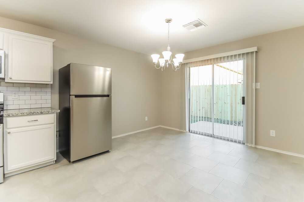 14435 Acuna Ln - Photo 5 of 16