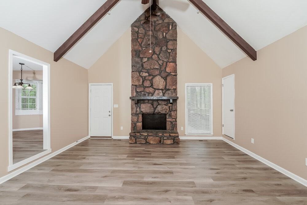 2790 Stevens Creek Rd - Photo 6 of 25