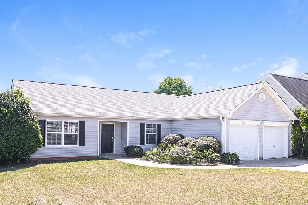 12112 Chantress Ln - Photo 3 of 16