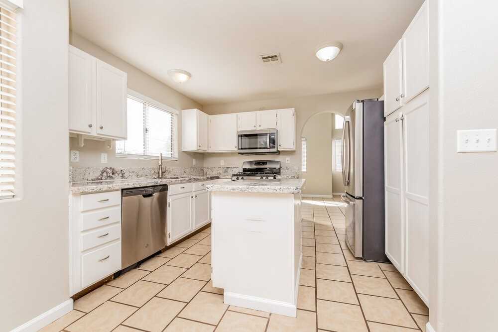 5212 Standing Rock Pl - Photo 6 of 17