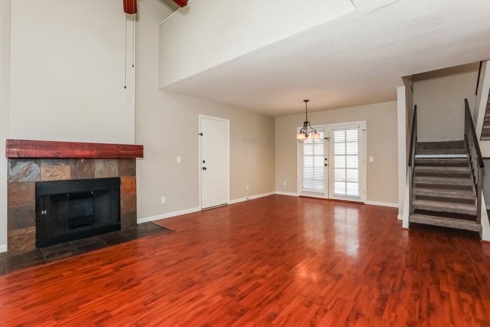 1717 E Geronimo St - Photo 4 of 17