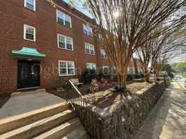 featured image of 1306 1306 -1318 Glade Street