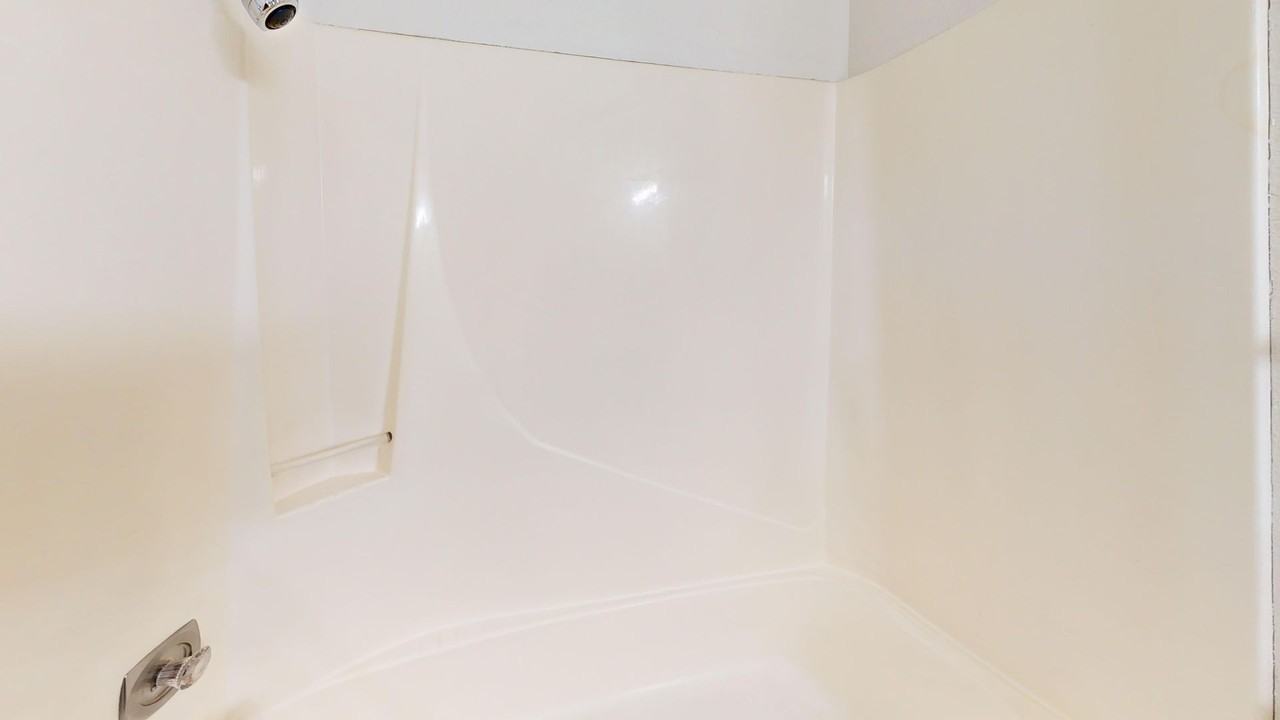 Gateway Circle Apartments - Photo 7 of 23