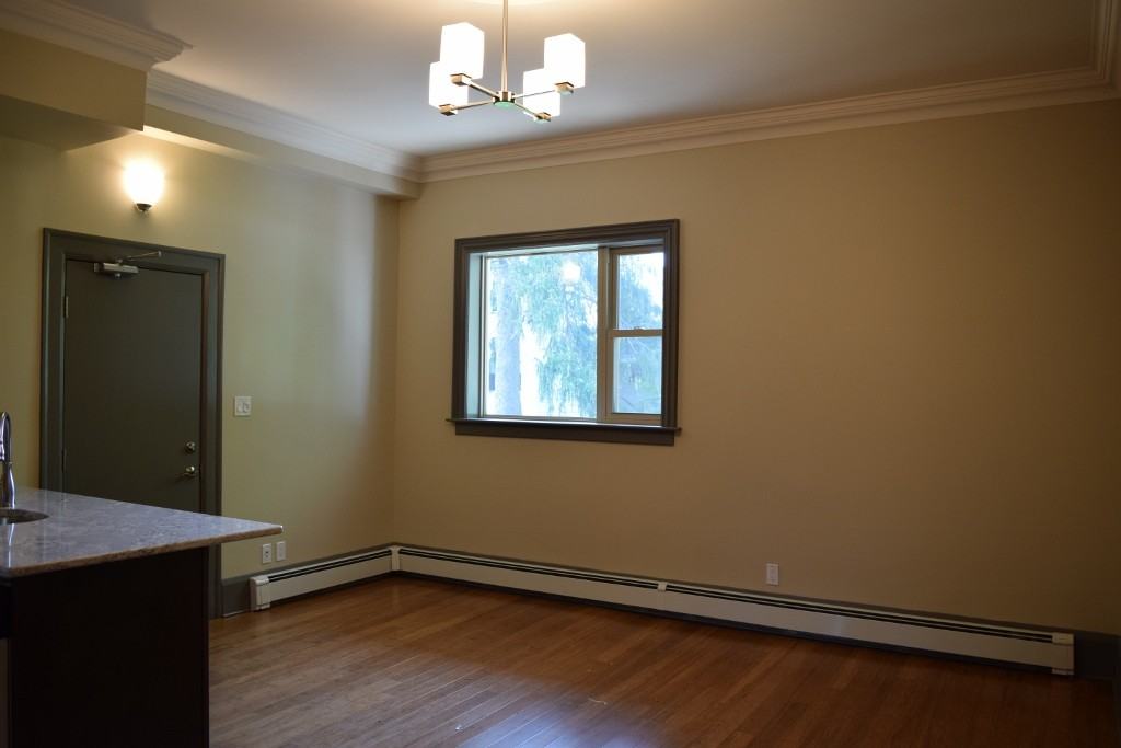 315 Bay Street #3 - Photo 4 of 14