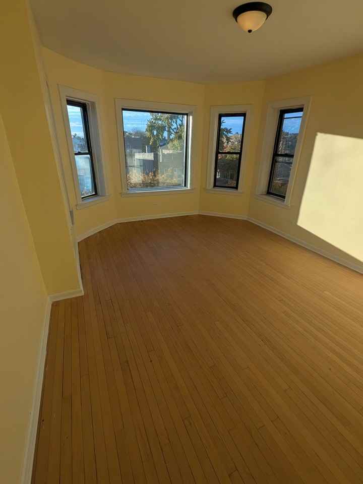 1323 W 82nd St - Photo 3 of 5