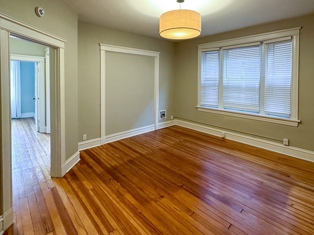 2016A Allen Ave #2016A - Photo 3 of 22