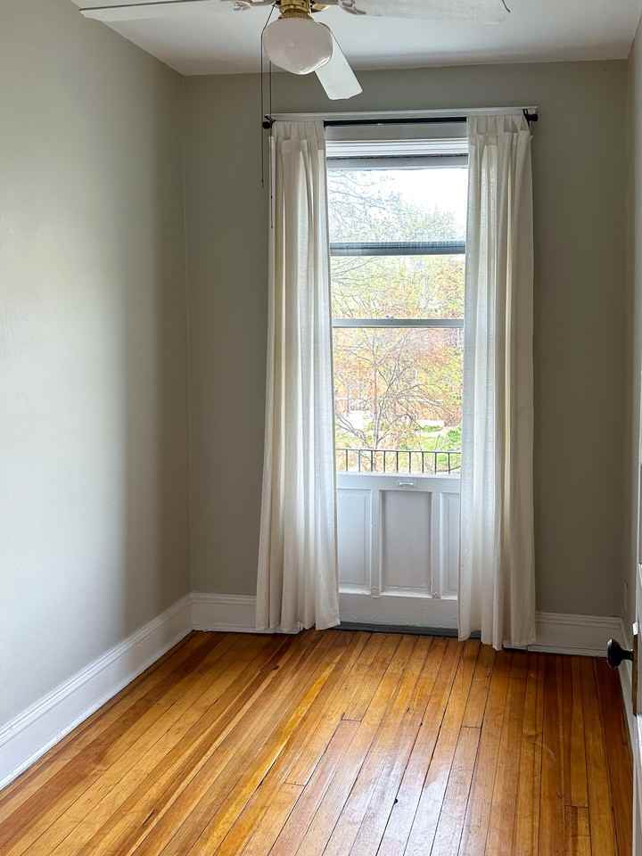 2016A Allen Ave #2016A - Photo 6 of 22