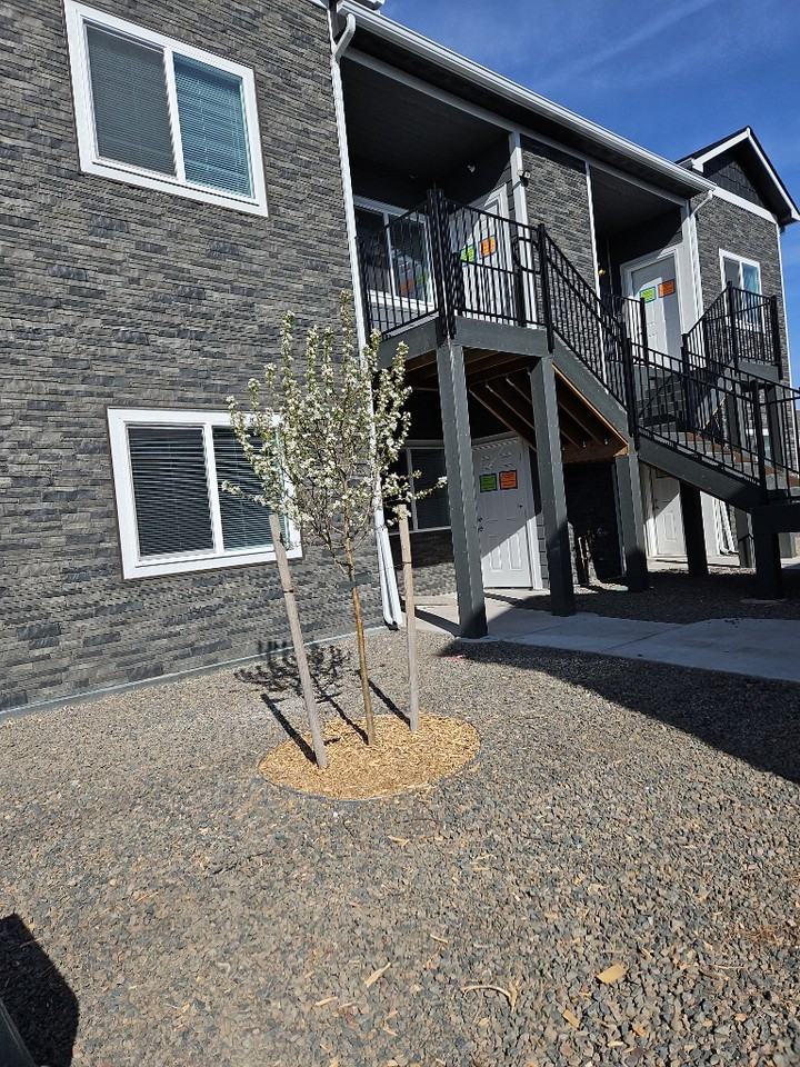 1615 Grand Harmony Blvd #102