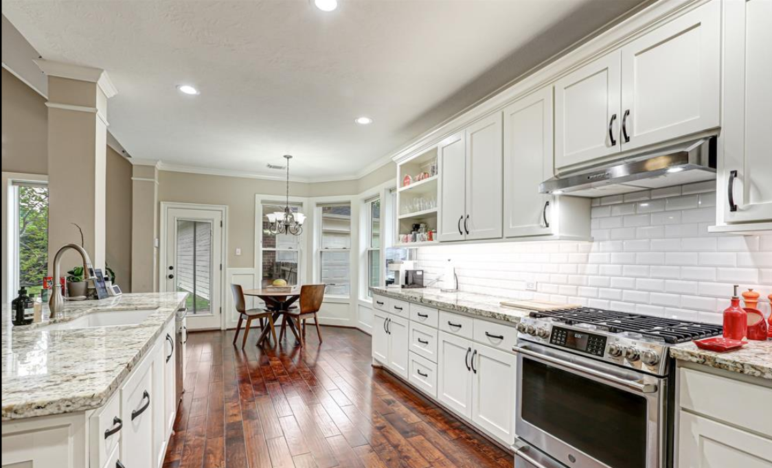 12503 Whispering Sands Ct - Photo 3 of 5