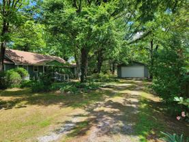 204 S Oak St #1 - Photo 1 of 1