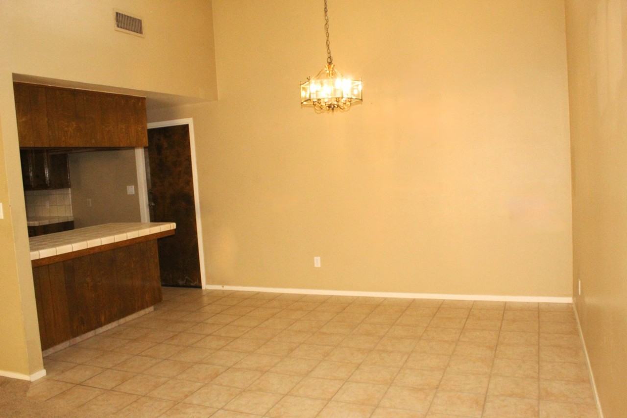 5500 Lennox Ave #7 - Photo 6 of 22