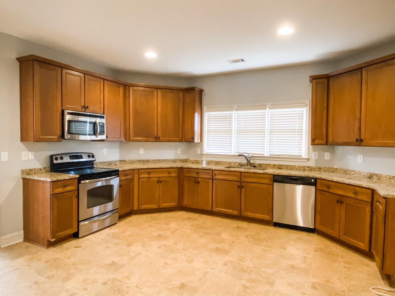 22844 Rimbred Ct #1 - Photo 7 of 21