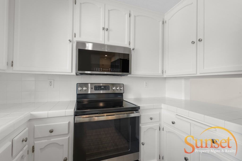 4985 Coronado Ave #1 - Photo 7 of 35