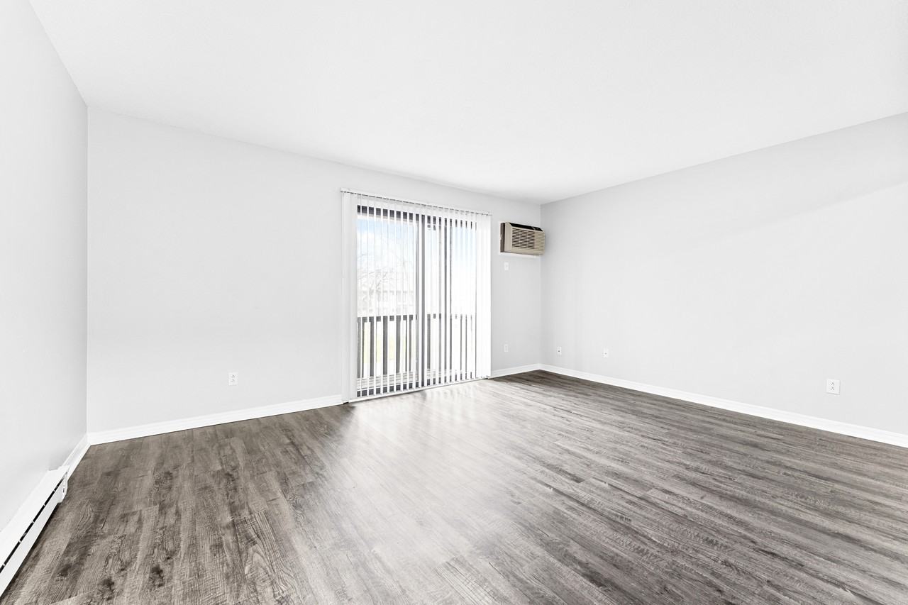 5926 Walnut Cir Apt C11 - Photo 5 of 10