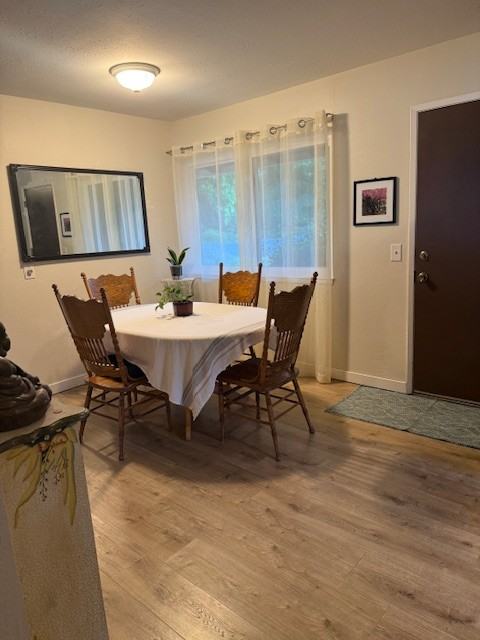 812 Greenwich Dr - Photo 5 of 43