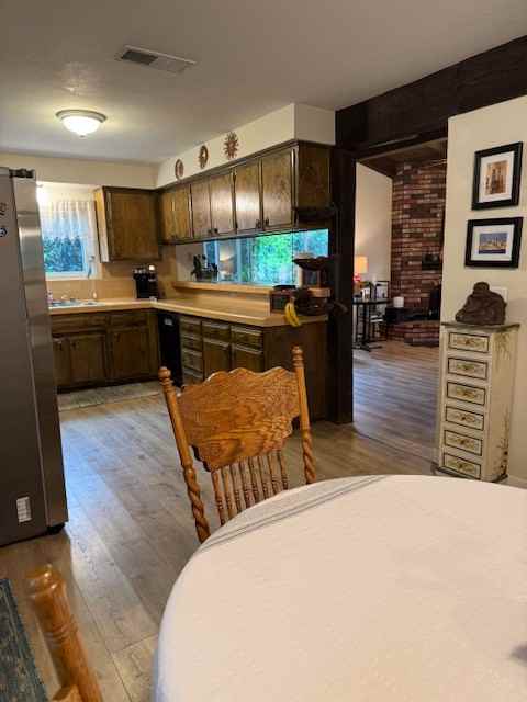 812 Greenwich Dr - Photo 6 of 43