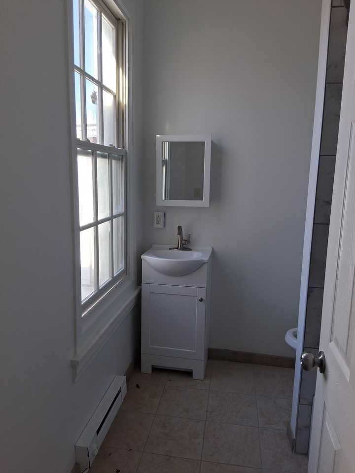 1030 Penn Street Reading PA 19602 - 3rd Floor #3rdFL - Photo 3 of 10