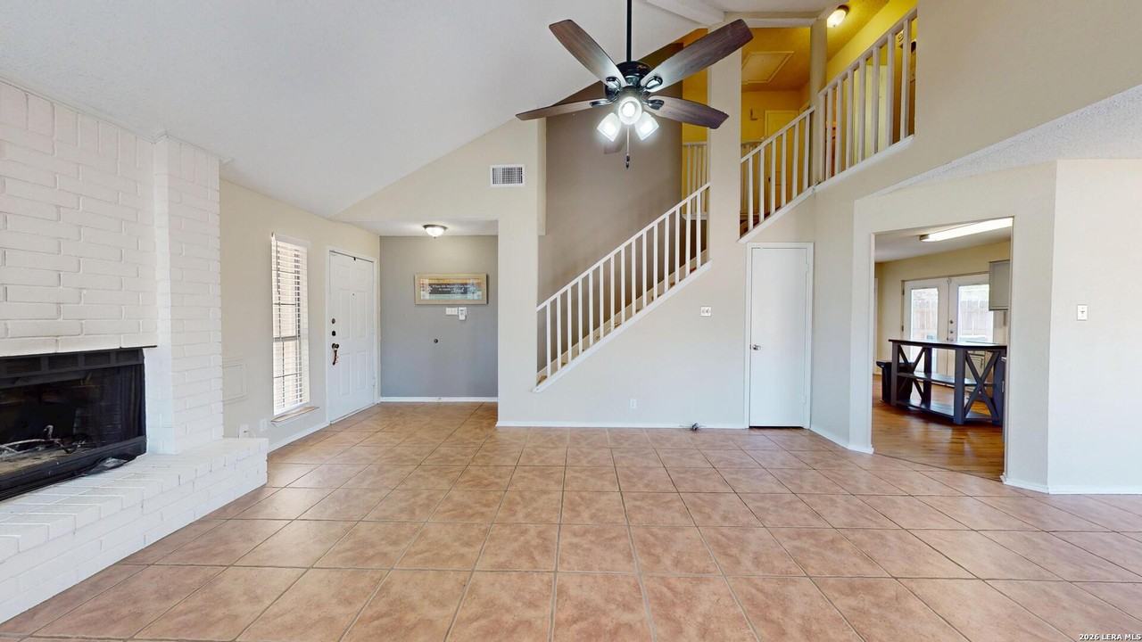 2210 Muddy Peak Dr #1 - Photo 6 of 30