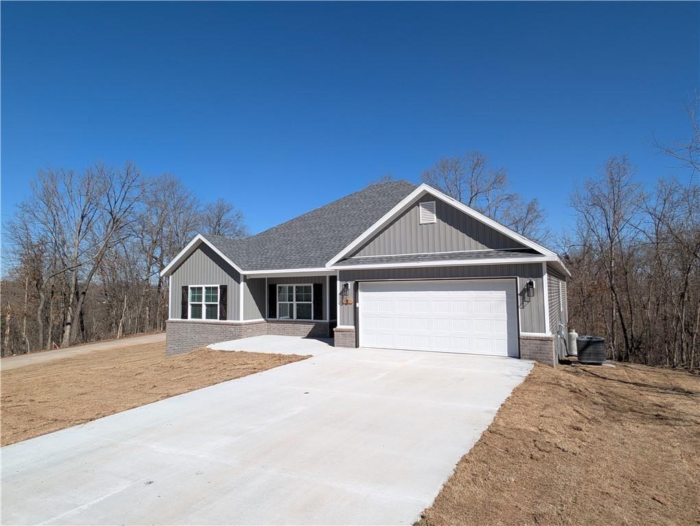 8 Whithorn Ln #1 - Photo 2 of 29