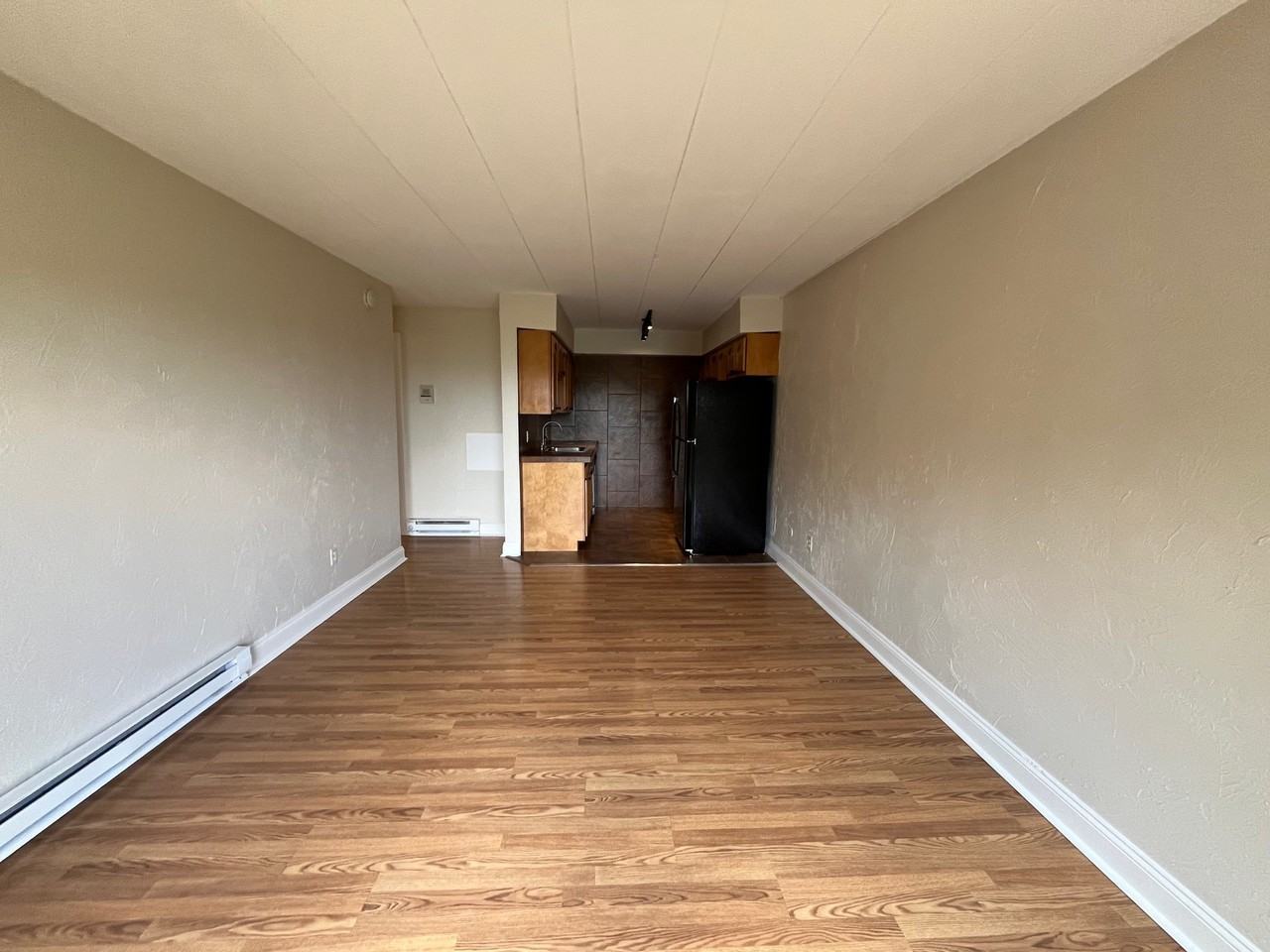 151 Robinson St #31 - Photo 5 of 21