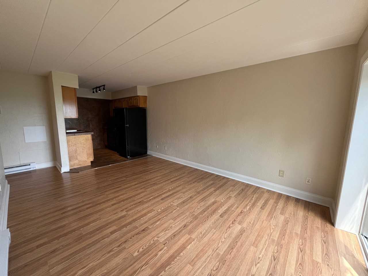 151 Robinson St #31 - Photo 6 of 21