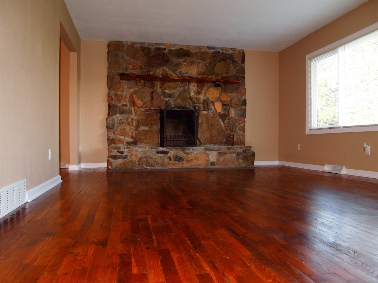 10600 Church Rd #1 - Photo 4 of 18