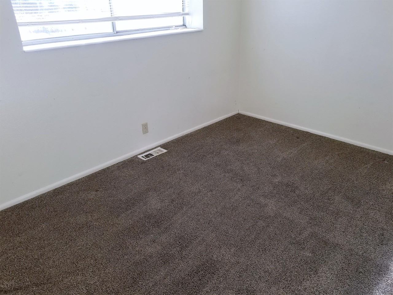 632-636 E 500 N-632 #632 - Photo 7 of 14