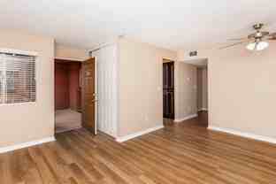 570 Knollview Ct - Photo 1 of 1