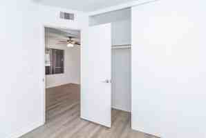 featured image of 570 Knollview Ct